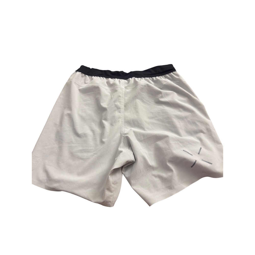 Ten Thousand Interval Shorts Mens Medium Gray Black 7 Inch Inseam Training Gym